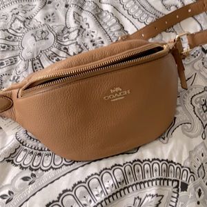 NWT Coach pebble leather belt bag